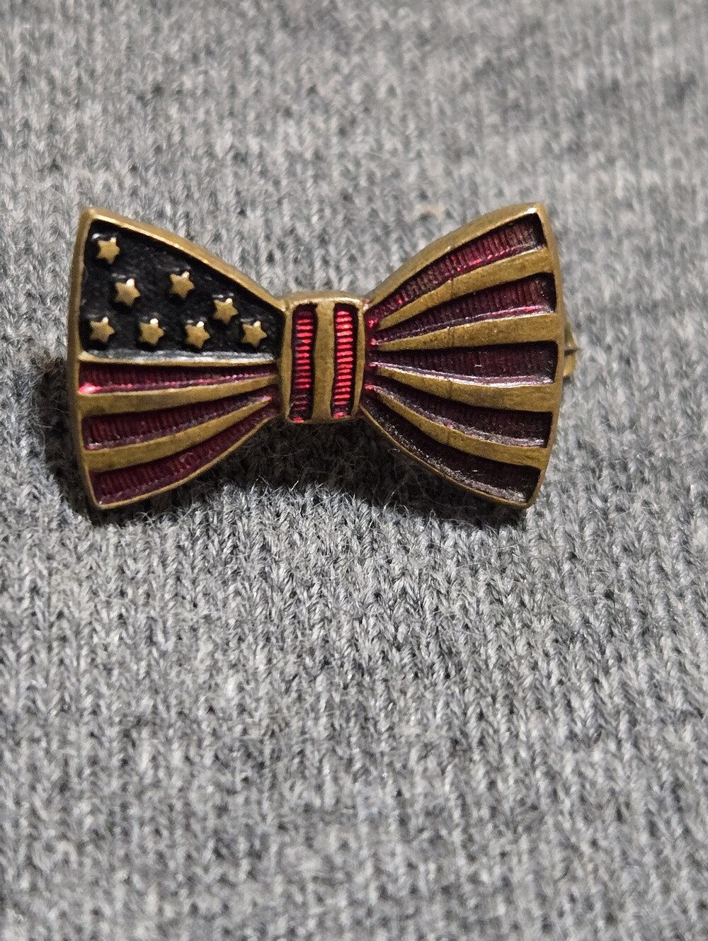 Vintage Gold Tone Sweetheart Patriotic Mini Bow Pin Brooch American Flag July 4